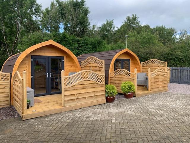 Conifer Cabins Форт-Уильям Экстерьер фото