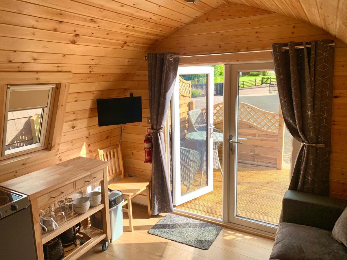 Conifer Cabins Форт-Уильям Экстерьер фото