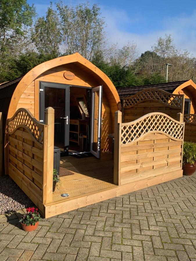 Conifer Cabins Форт-Уильям Экстерьер фото