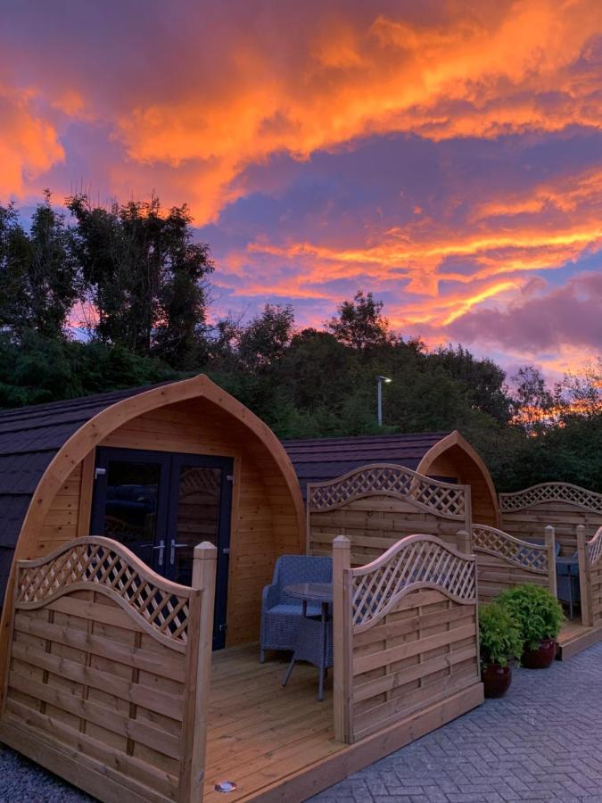 Conifer Cabins Форт-Уильям Экстерьер фото