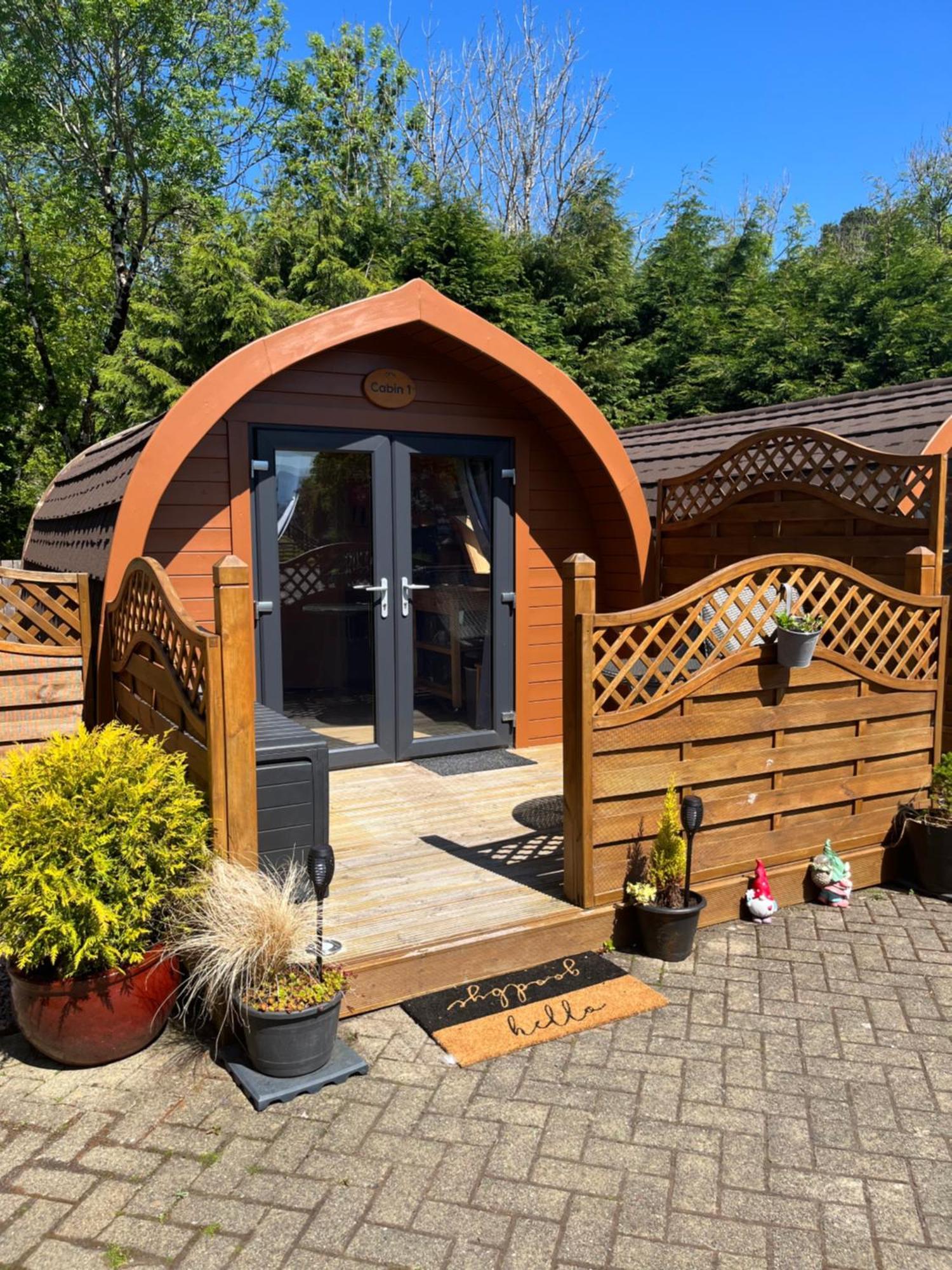 Conifer Cabins Форт-Уильям Экстерьер фото